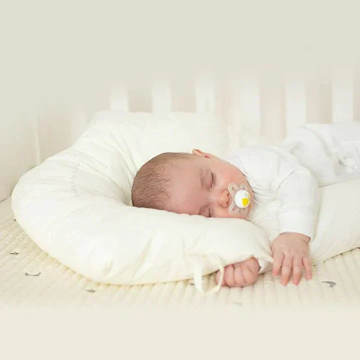 Antibakterielles Baby-Kuschelkissen für sicheres Schlafen